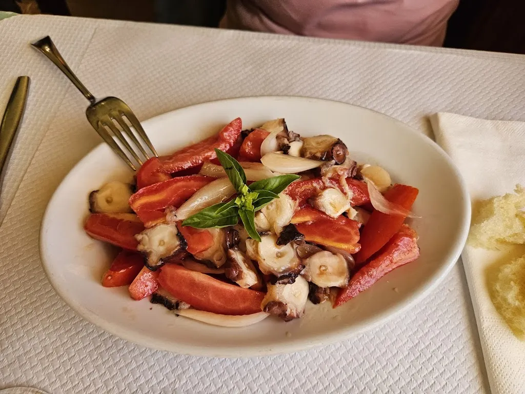 Ristorante Pizzeria La Perla_Villanovafranca_slider_image_2