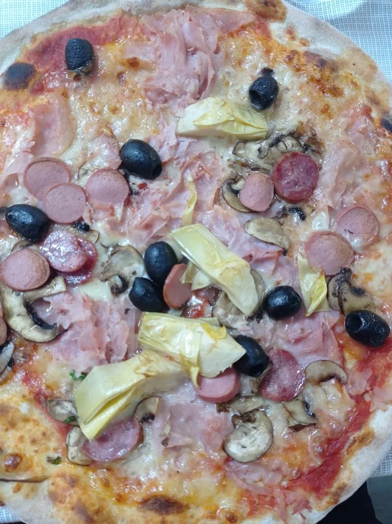 Menu_Villa INN Ristorante Pizzeria & rooms_Villaperuccio_image_6