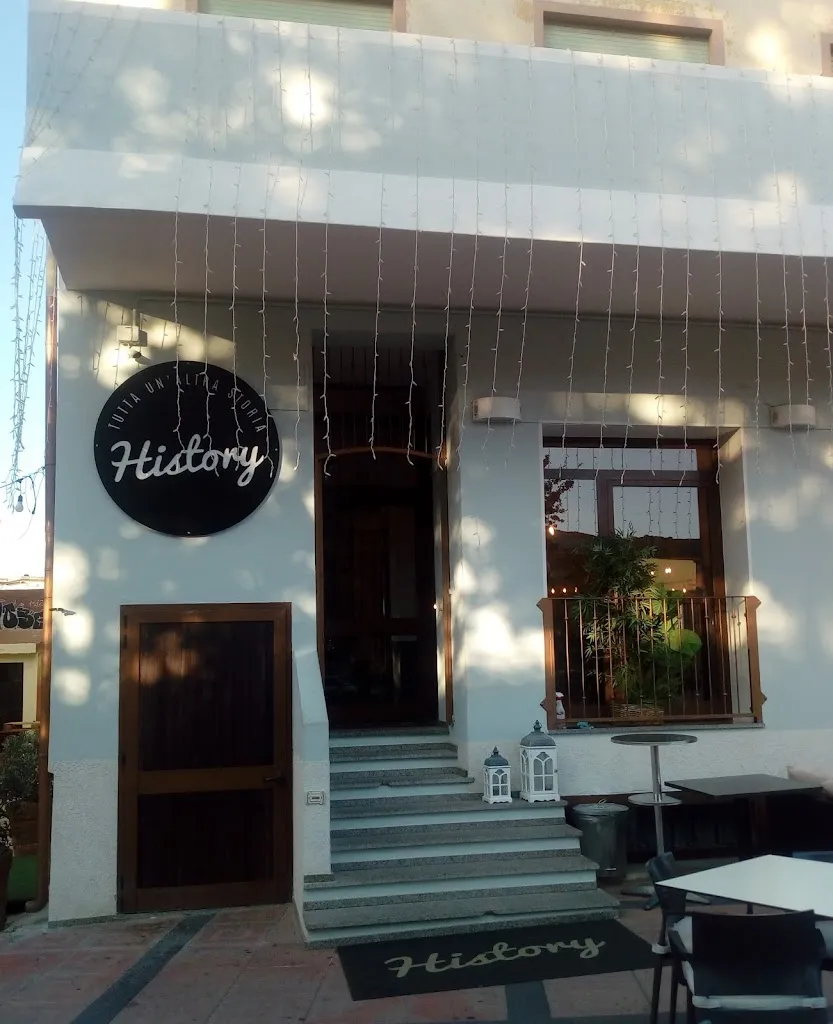 Chiara Benedetta Condorelli_History ristorante cocktail bar_Villaputzu_review