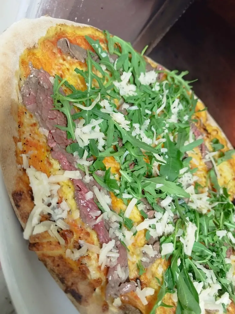 La Pazzeria SNC restaurant in Villaputzu