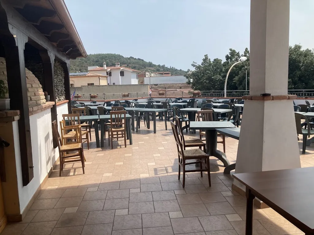 Ristorante Pizzeria Il Mondo_Villaputzu_slider_image_2