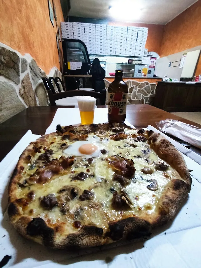 Su Sazzagoni - Pizzeria da asporto._Villasalto_slider_image_2