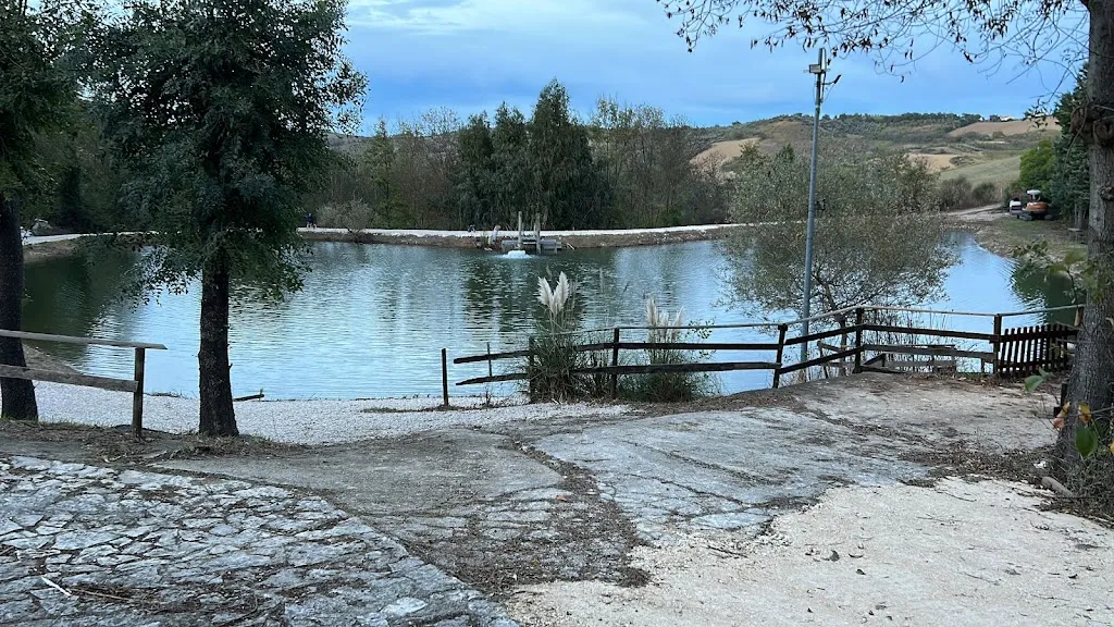 Casale Vidorni - I Laghi dell'Osento_Casalbordino-Miracoli_slider_image_3