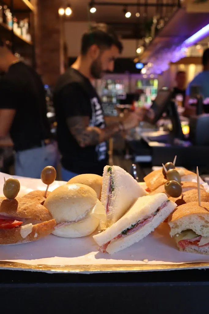 Miky Bar_Villanova Monteleone_slider_image_2