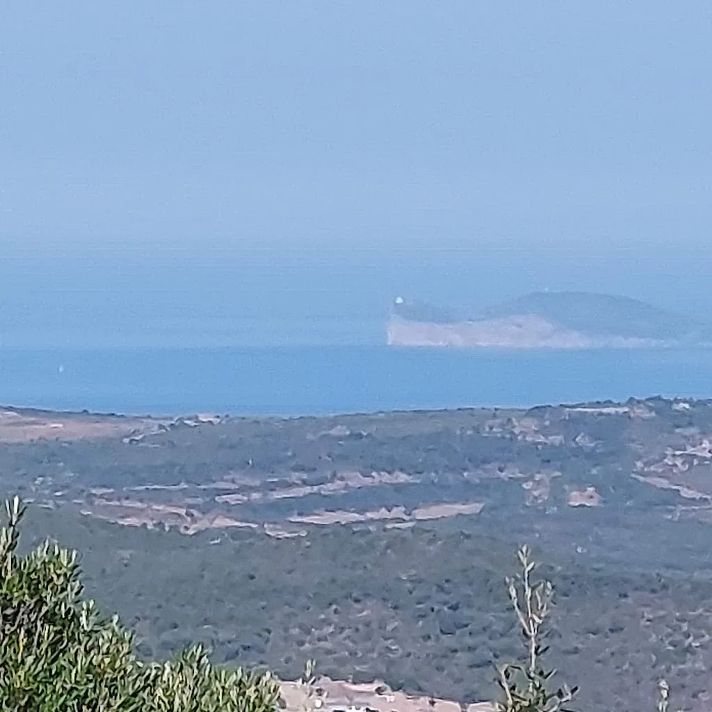 Roberto Salaris_Punto panoramico Villanova Monteleone_Villanova Monteleone_review