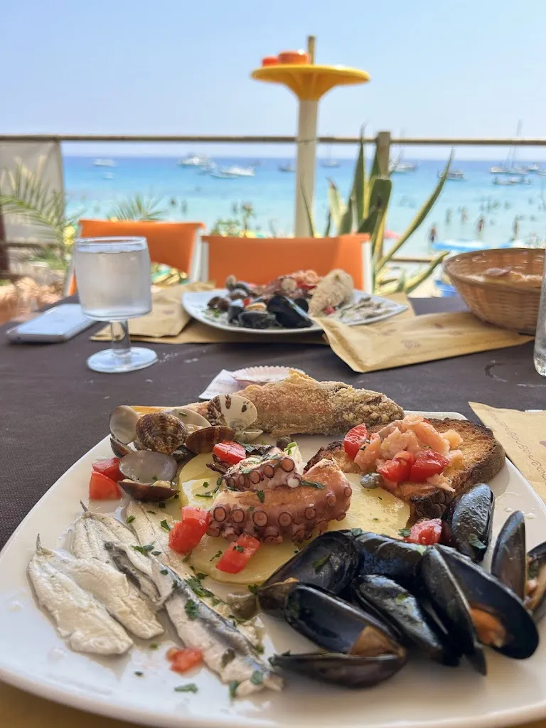 Ristorante La Livornese Di Giuseppe Calabrese_Isole Tremiti_slider_image_2