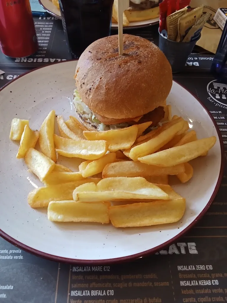 Gianna Farris_La Piazzetta_Villaspeciosa_review