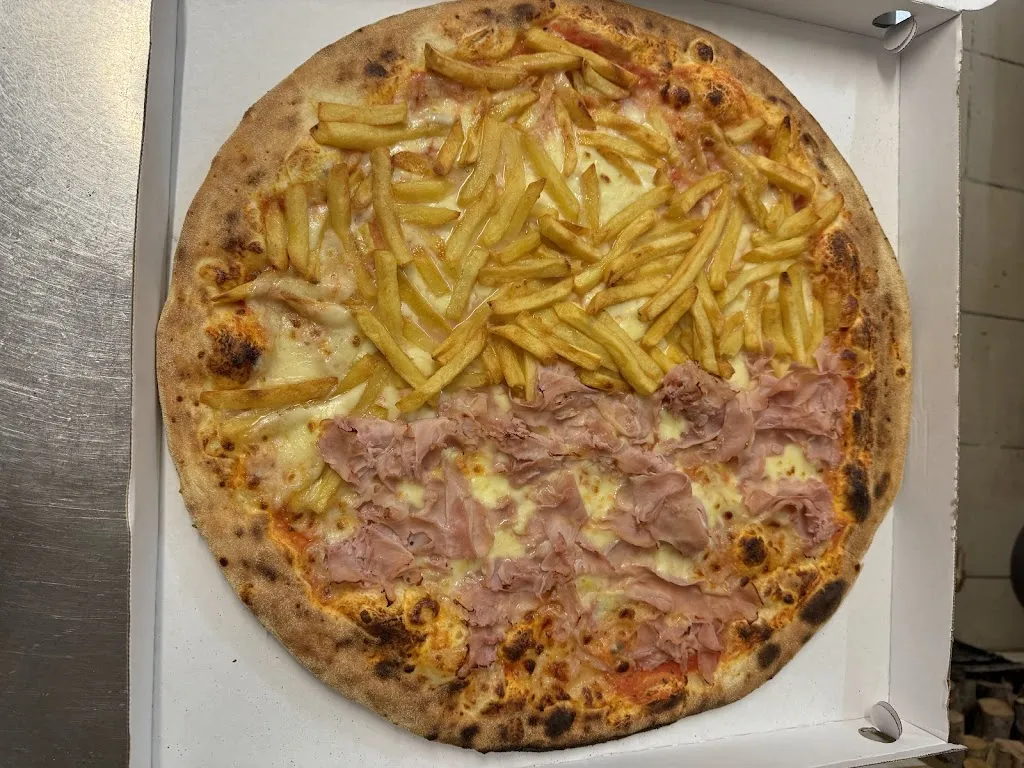 La Piazzetta_Villaspeciosa_slider_image_3