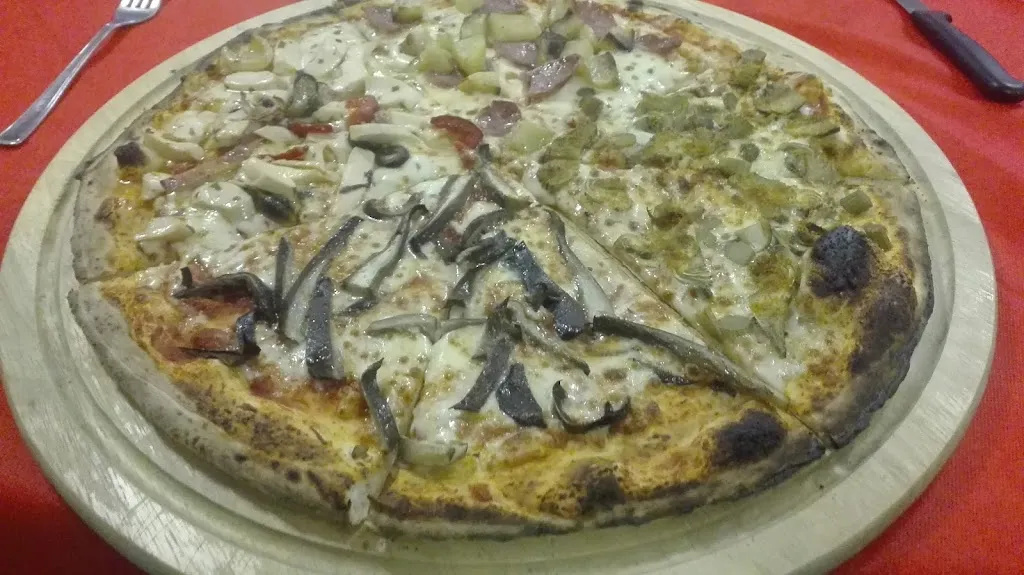 Pizzeria New Piccadilly | Bisteccheria Villaspeciosa restaurant in Villaspeciosa