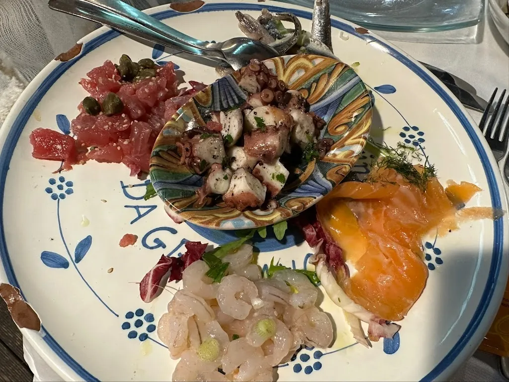 Yuan Feng_Ristorante Osteria Dei Marinai_Acitrezza_recensione