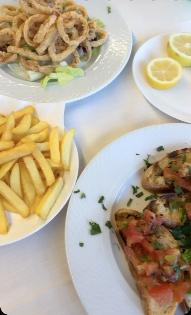 Cosmina Mercore_Trattoria Porto Nuovo_Acitrezza_review