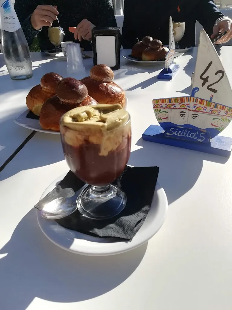 Menu_Sicilia's Cafe de Mar_Acitrezza_image_7