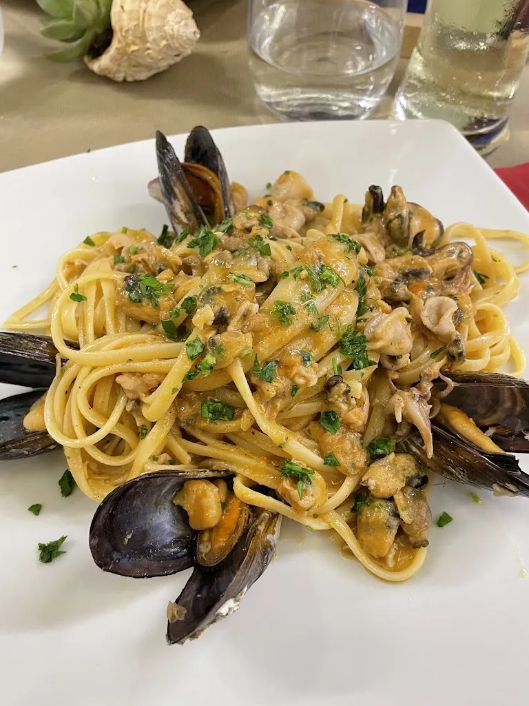 ida wayan suarjaya_A' Latruzza L'Antica posada d'Acitrezza_Acitrezza_review