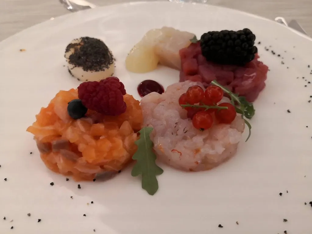 Menu_Faraglioni Restaurant_Acitrezza_image_4