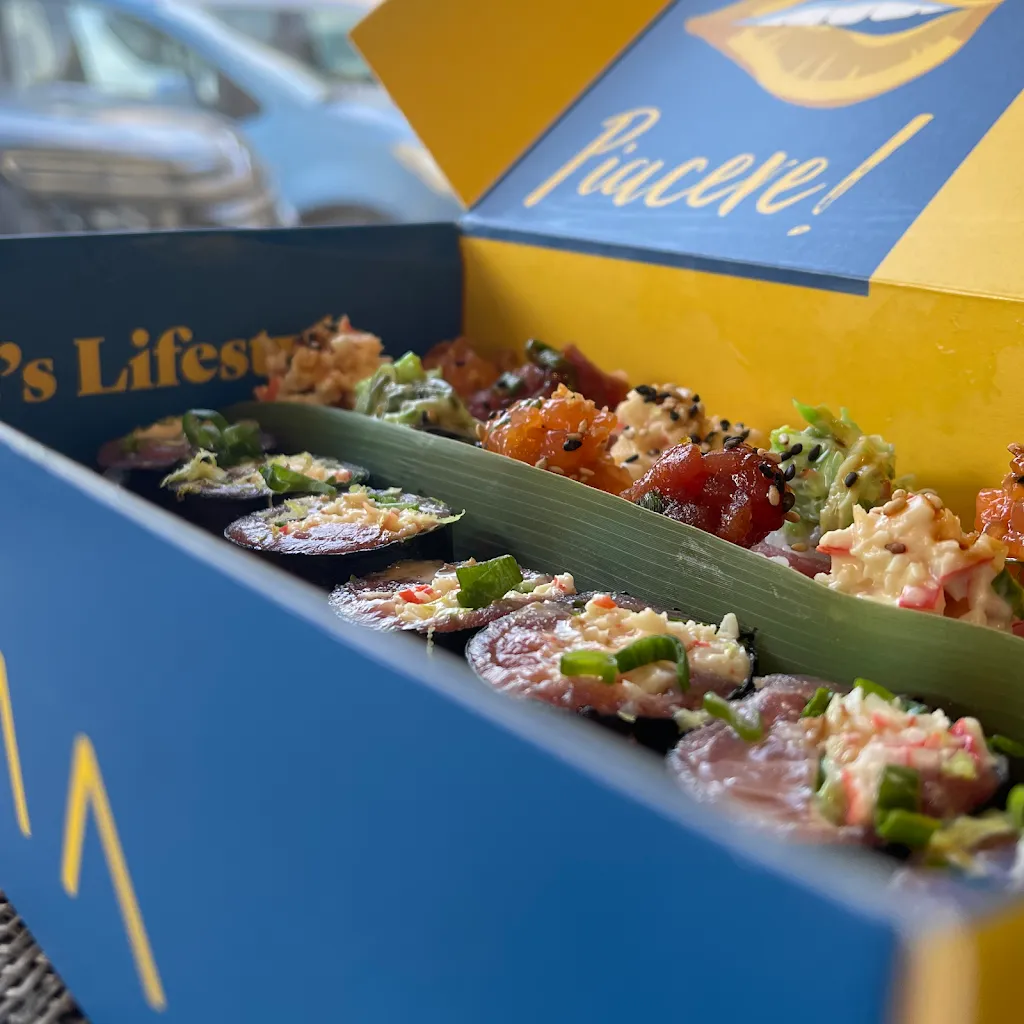 Uumami - Tropical Kitchen_Acitrezza_slider_image_3