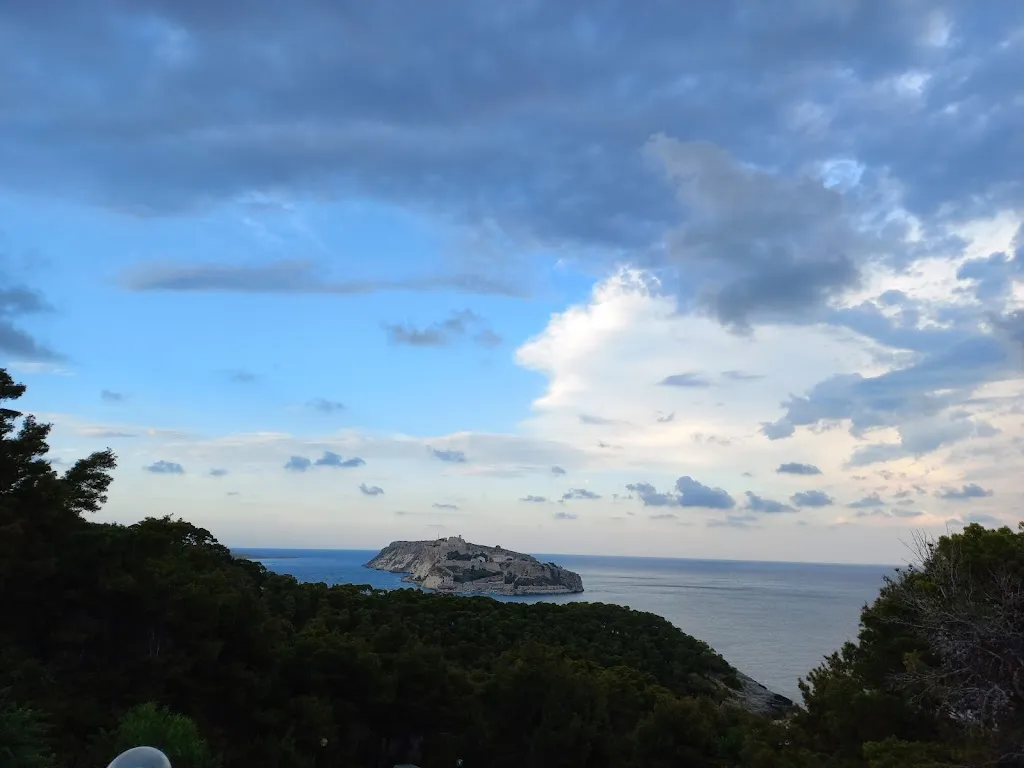 Luna Matana_Isole Tremiti_slider_image_3