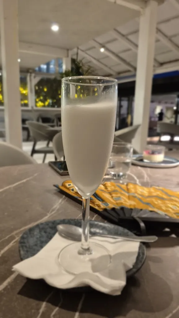 REBECCA SMITH - Glutarama_Mama Sea_Aci Castello_review