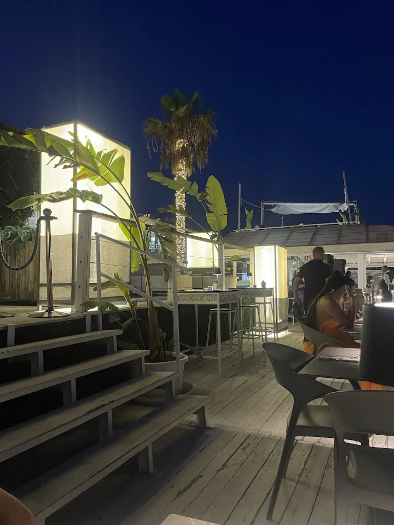 Mama Sea_Aci Castello_slider_image_3