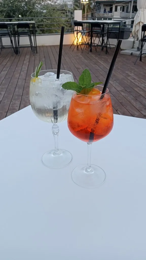 Loredana Finocchiaro_Circle Sky Bar & Lounge_Aci Castello_review