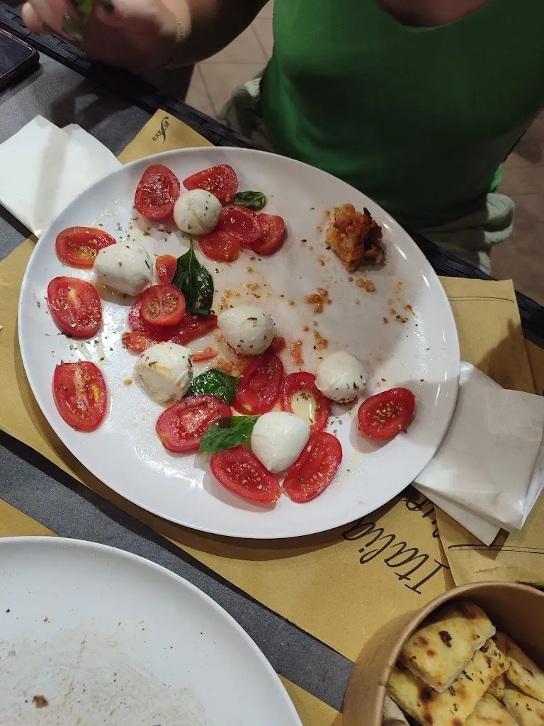 Nino Markgraf_Peter Pan Di Privitera Antonio Maurizio_Aci Sant'Antonio_recensione