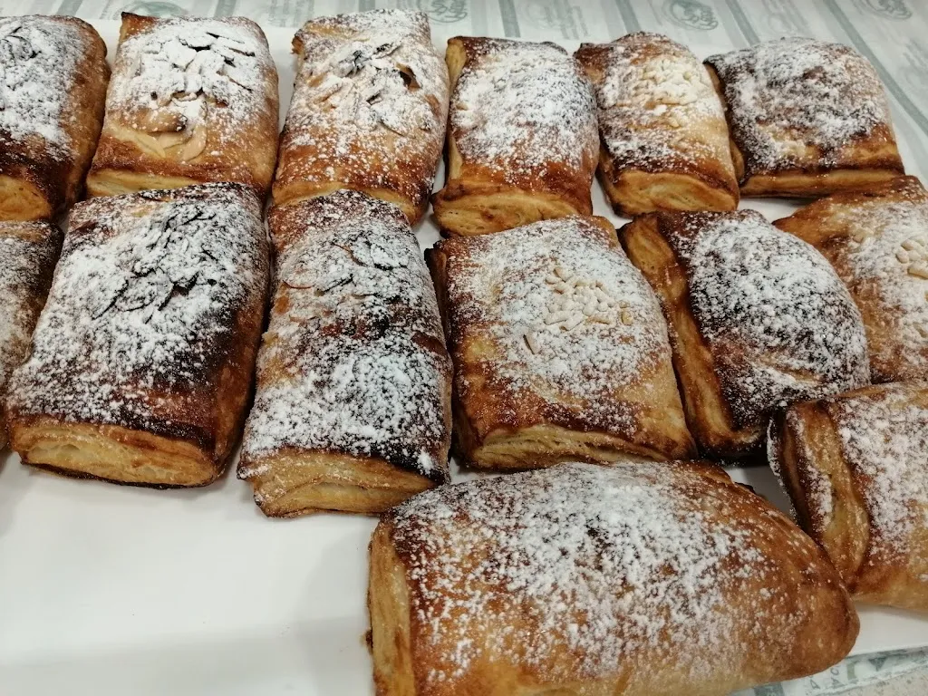 Peter Pan Di Privitera Antonio Maurizio_Aci Sant'Antonio_slider_image_3