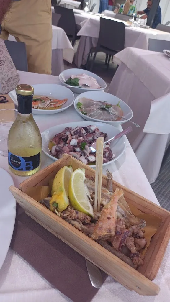 Rossella Pulvirenti_Street food by ruderi_Aci Sant'Antonio_review