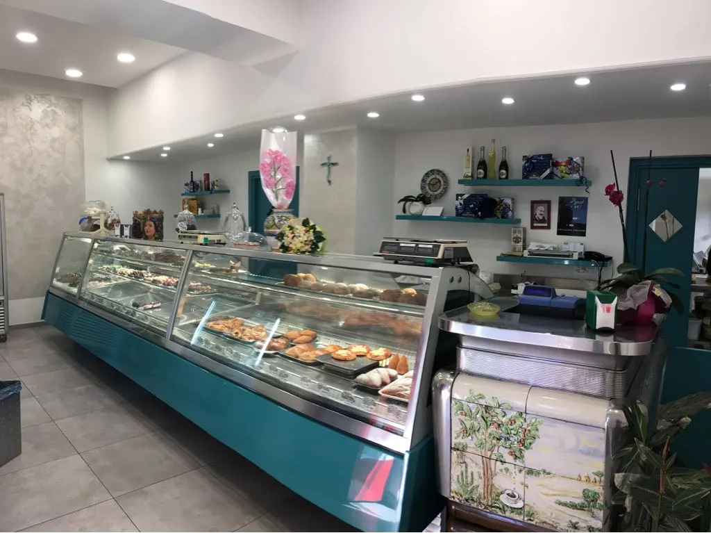 Pasticceria Di Basile Carmelo_Aci Sant'Antonio_slider_image_1