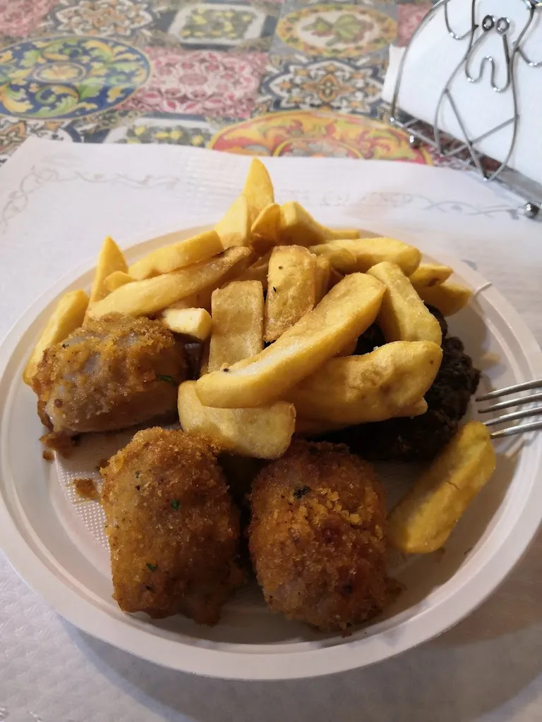 Shamel Aci bonaccorsi_L'isola dei Sapori di Pulvirenti Santo Via Garibaldi,43 ACI Bonaccorsi_Aci Sant'Antonio_review