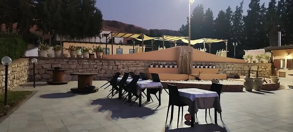 Agriturismo Casale Salerno_Agira_slider_image_1