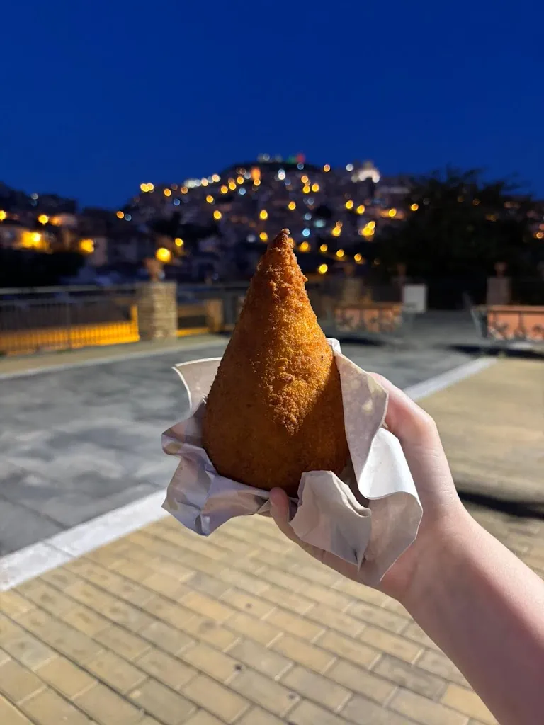 Maria Cristina Ollà_Sale E Pepe_Agira_review