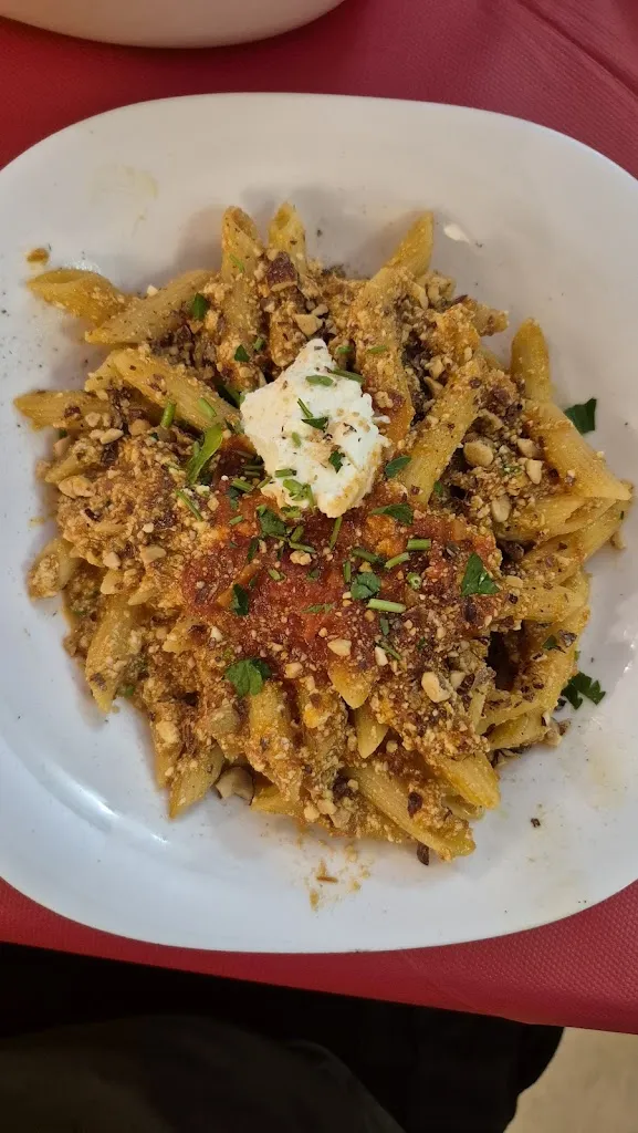 Rodrigo Peroni_Trattoria La Rustica_Agira_review