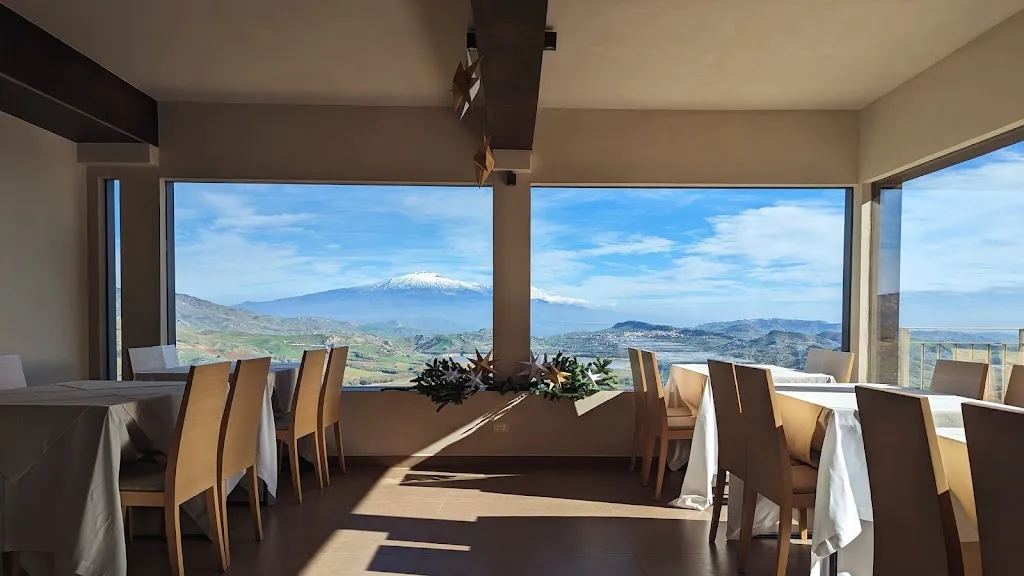 Seeasily - trattoria moderna restaurant in Agira