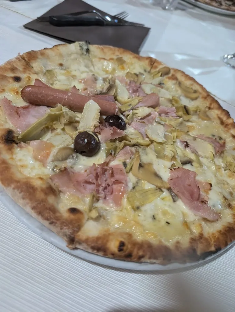 Caterina Giurintano_Pizzeria Il Giardino da Mario_Acquedolci_review