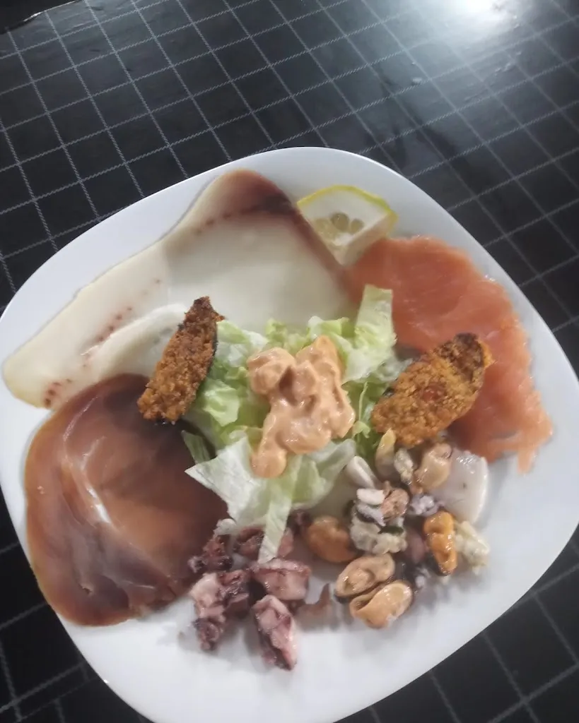 ASS. MARACAIBO a Acquedolci restaurant in Acquedolci