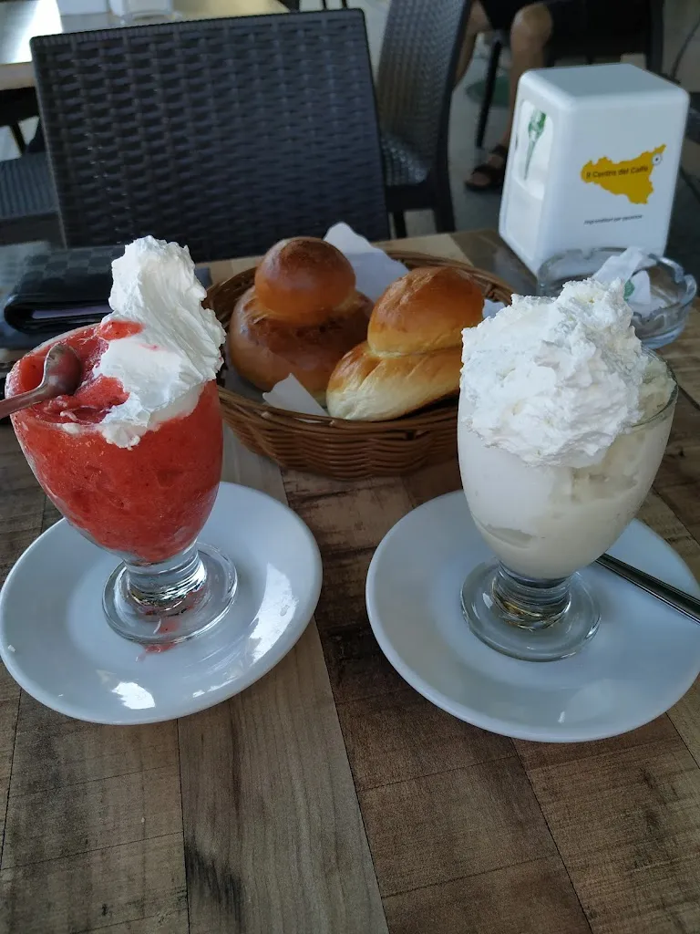 Arianna Di Stefano_BAR Cafè Alexander_Acquedolci_review