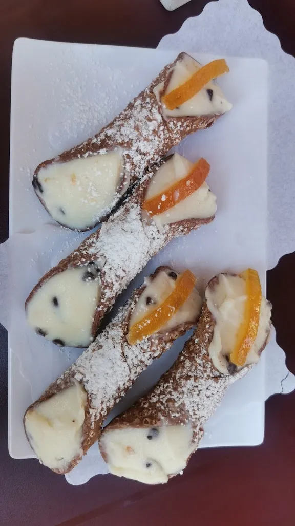 Lily Salvati_Bar pasticceria Chantigne_Acquedolci_review