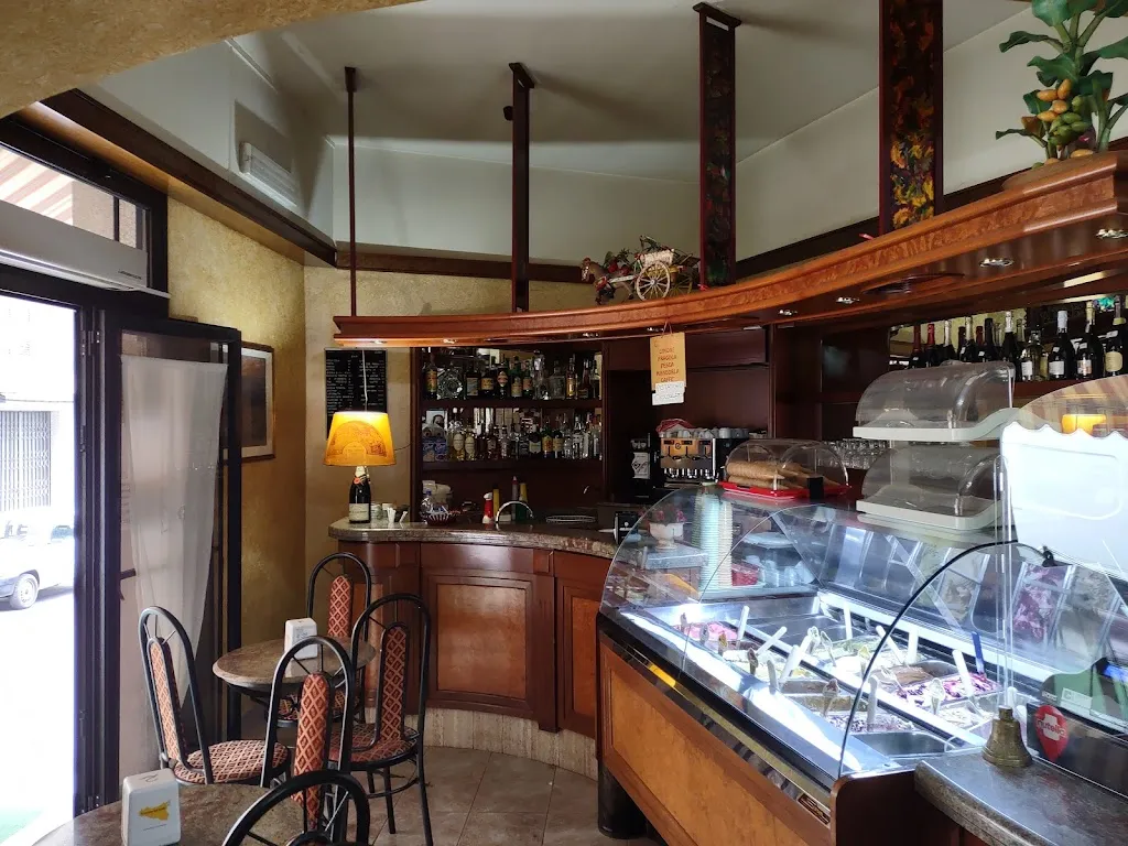 Leandro Orlando_Bar Pasticceria Gelateria Ricciardi_Acquedolci_recensione