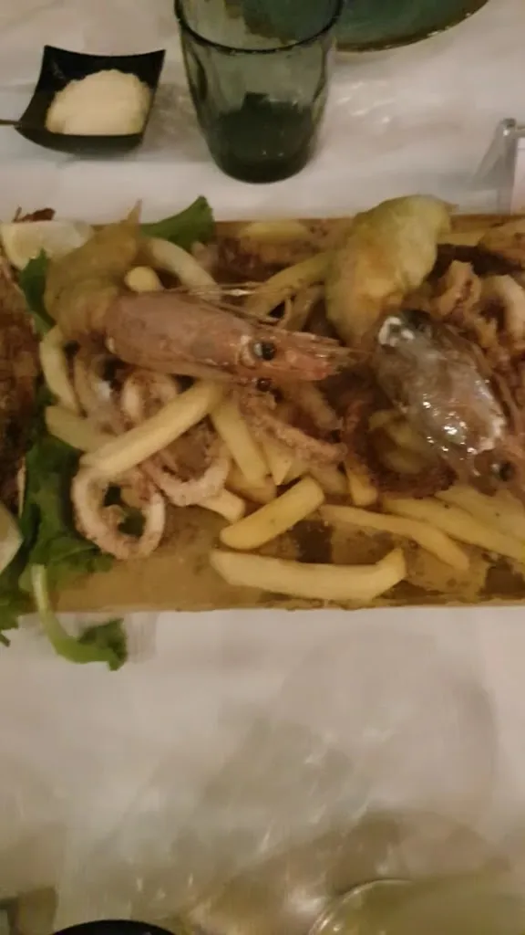 Jonathan Latorre_Trattoria di Pesce I CUMPAREDDI_Acquedolci_review