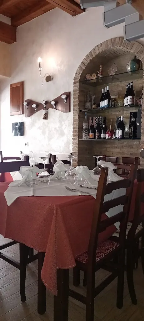 Trattoria Antichi Sapori Aidonesi restaurant in Aidone