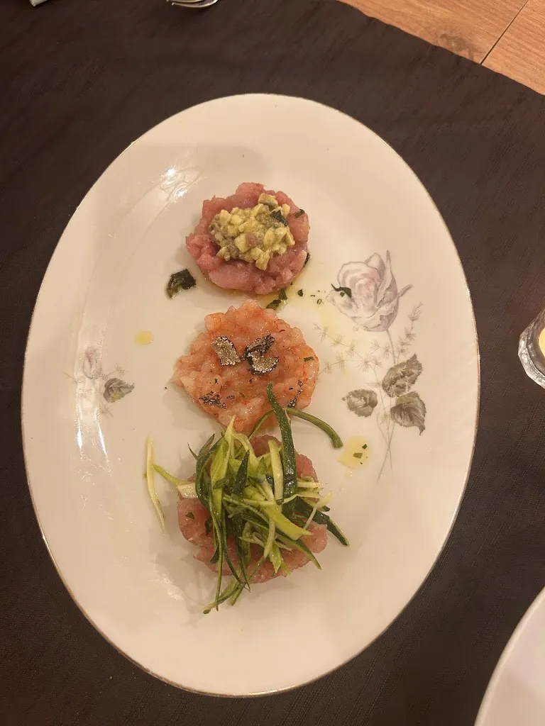 Claudia Pelhuago_Osteria Mediterranea - Di Maria_Agliandroni-Paternella_review