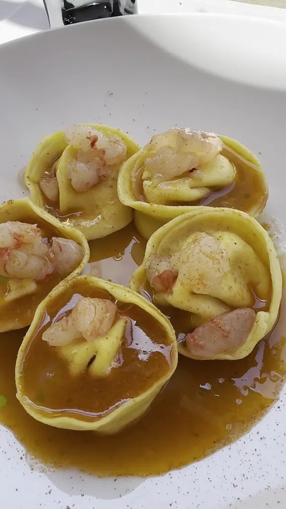 Kalos restaurant_Agliandroni-Paternella_slider_image_2