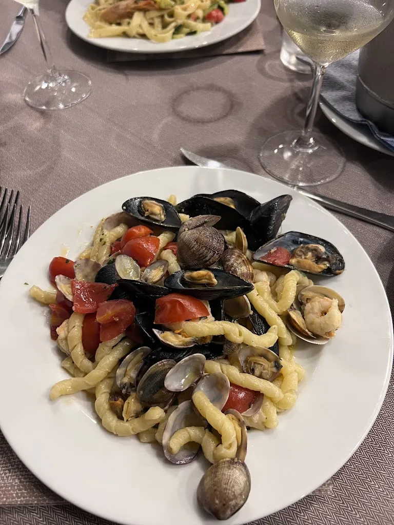 Coral Reef Ristorantino_Agliandroni-Paternella_slider_image_3