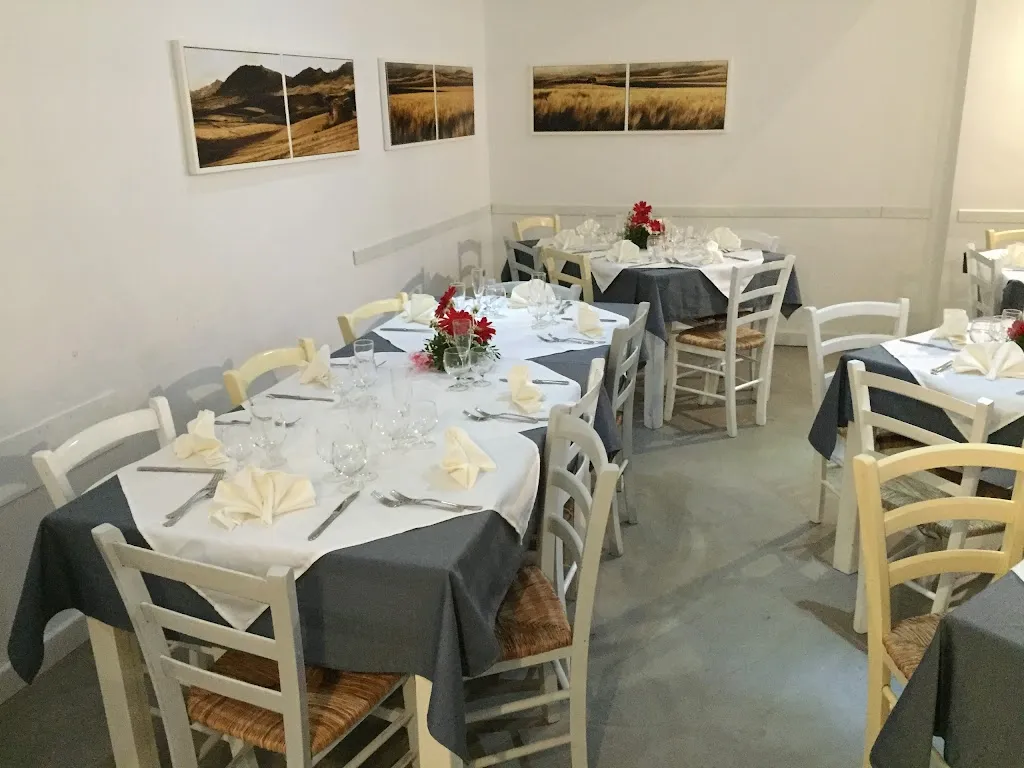 Bird Garden restaurant in Agliandroni-Paternella