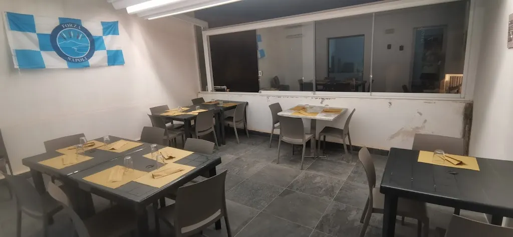 ADDUMARÌ PIZZERIA E CUCINA NAPOLETANA_Agliandroni-Paternella_slider_image_3