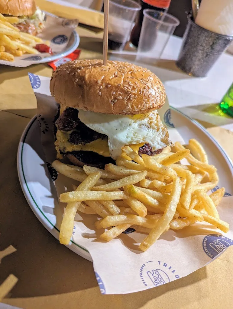 Menu_Trilona Burgers_Agliandroni-Paternella_image_6