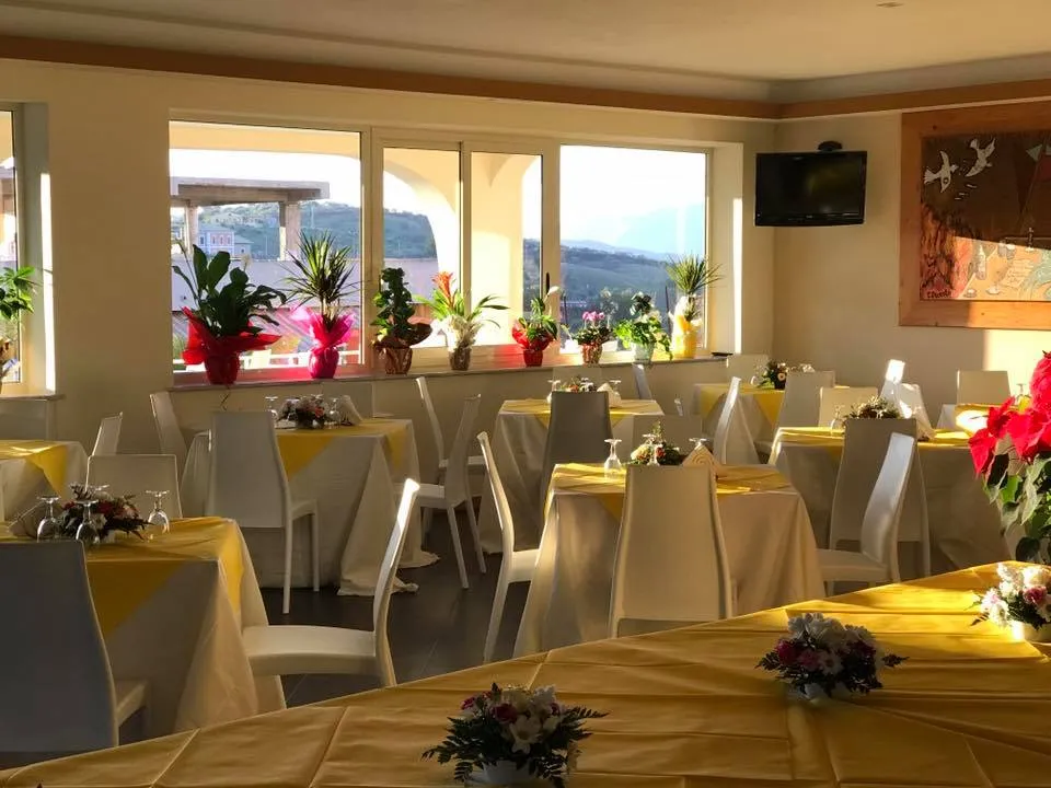 Bar Ristorante Pizzeria " La Giarra " restaurant in Alessandria della Rocca