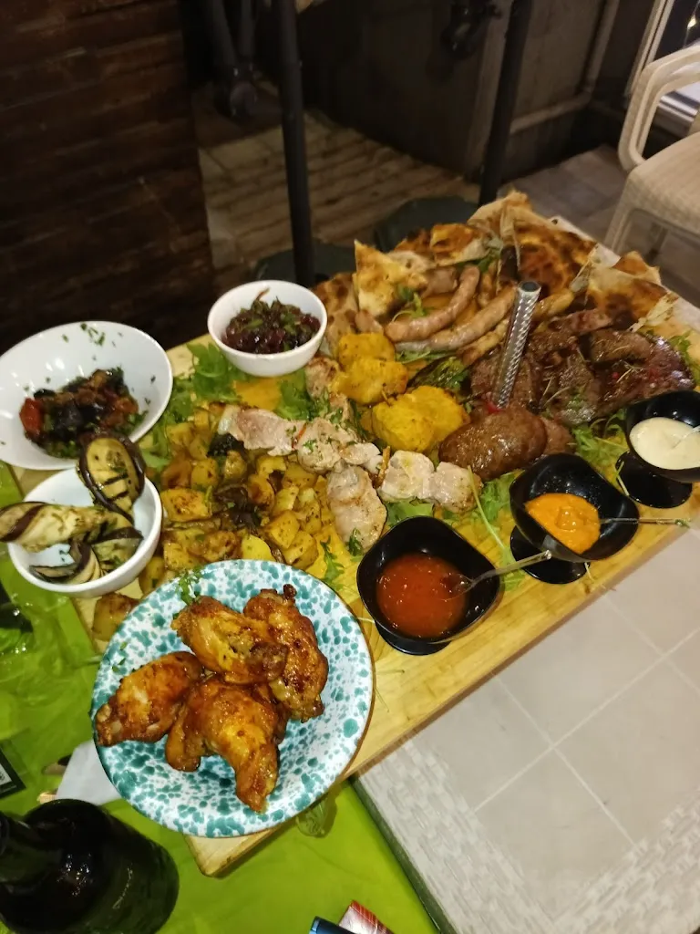 Eleonora Pirrera_Nerocènere_Adrano_review