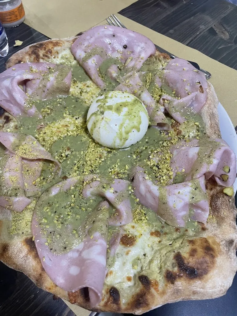 Stefano Caruso_Nerocènere_Adrano_review