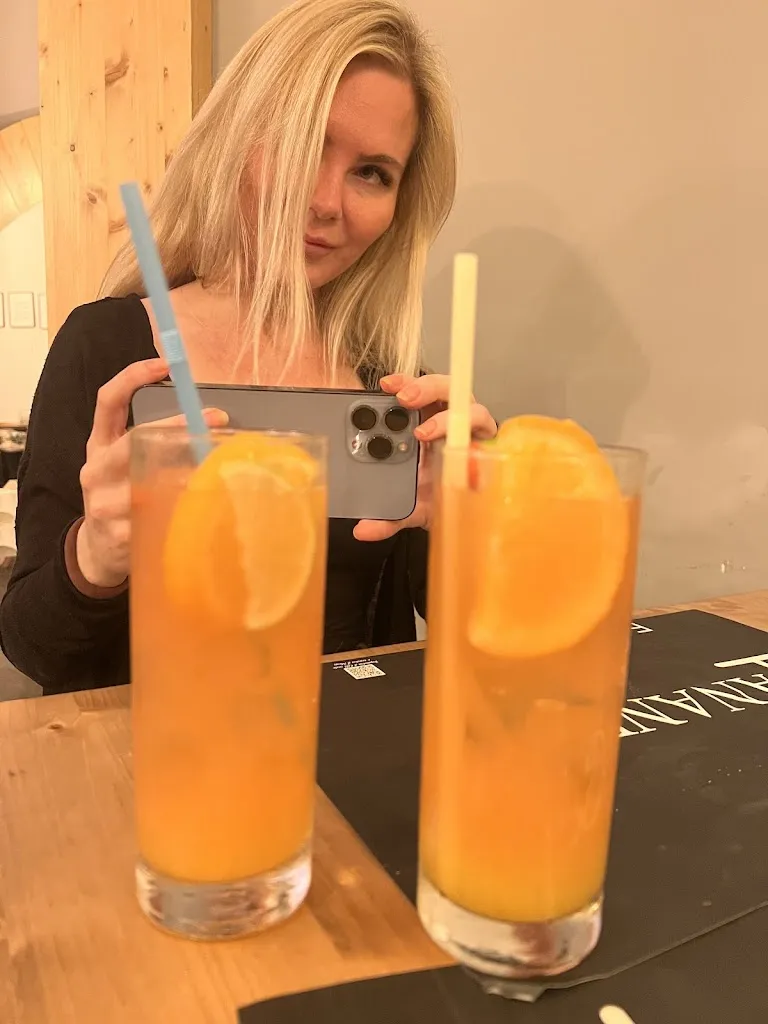 Tomas Riesenberg Tjajkovski_Ananda Castle Food & Drink_Adrano_review