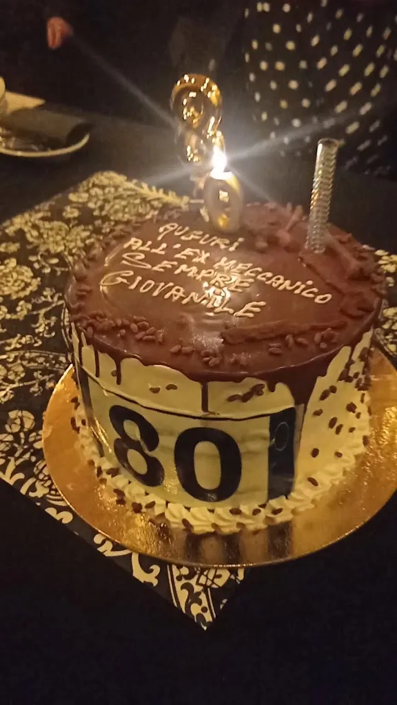 Ananda Castle Food & Drink_Adrano_slider_image_2